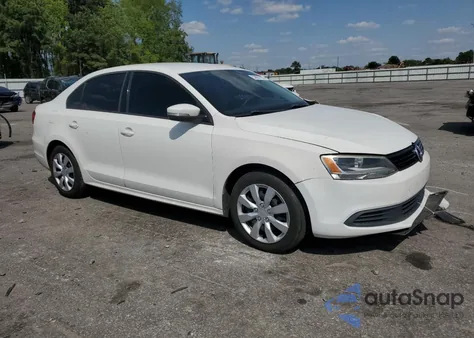 2014 Volkswagen Jetta 1.8T Se from USA, damaged, VIN 3VWD17AJ1EM238004